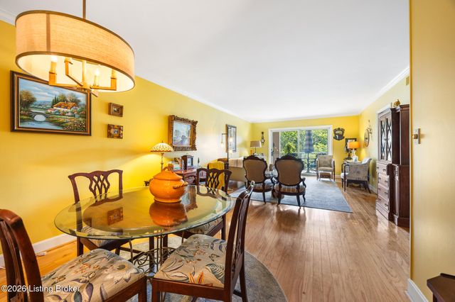 5601 Coach Gate Wynde 6A, Louisville, KY 40207