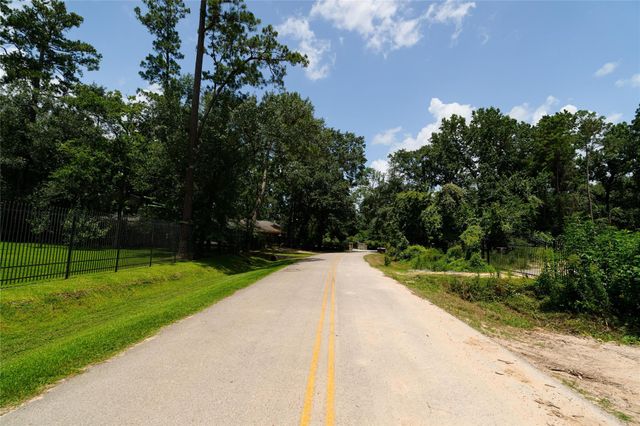 0 Oaklawn Park Drive, Houston, TX 77069