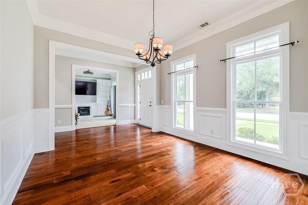 Image 17 of property listing at 195 Spanton Crescent, Pooler, GA 31322