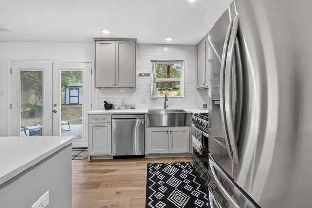 204 Chippendale Ave, Austin, TX 78745
