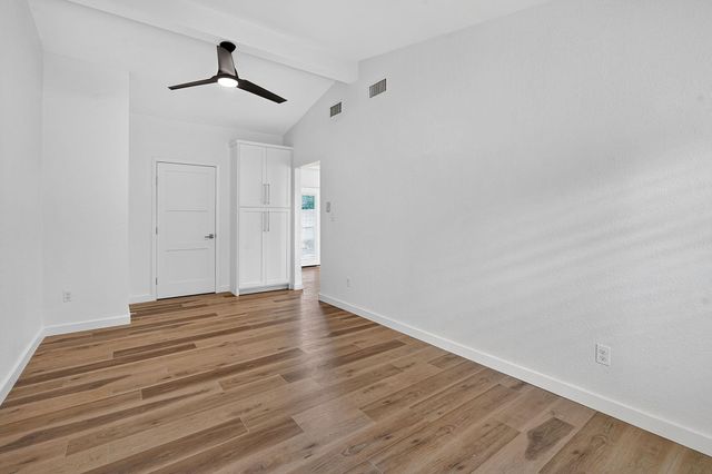 204 Chippendale Ave, Austin, TX 78745