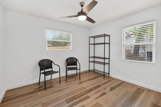 204 Chippendale Ave, Austin, TX 78745