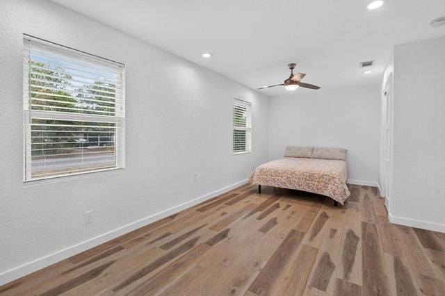 204 Chippendale Ave, Austin, TX 78745