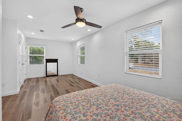 204 Chippendale Ave, Austin, TX 78745
