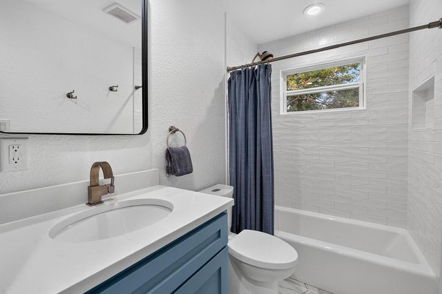204 Chippendale Ave, Austin, TX 78745
