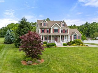 75 Birchwood Rd, Tewksbury, MA 01876