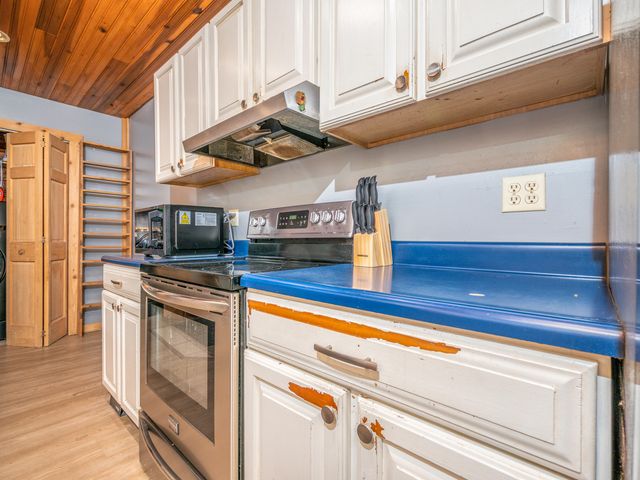 1528 KY-377, Vanceburg, KY 41179