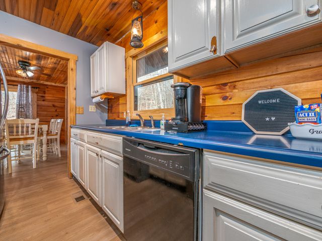 1528 KY-377, Vanceburg, KY 41179