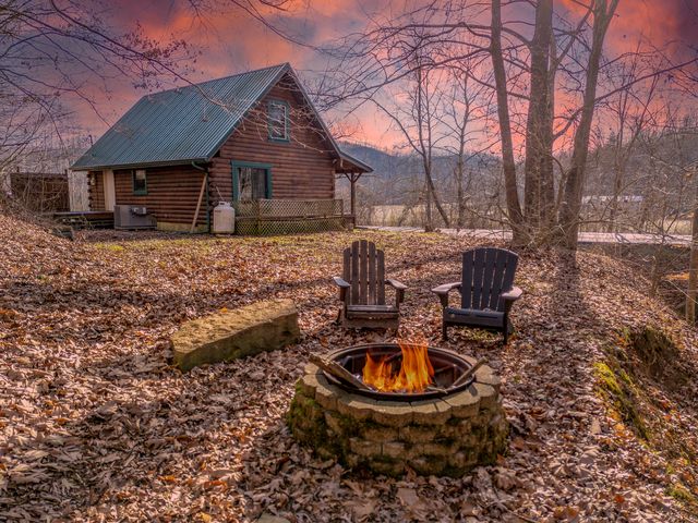 1528 KY-377, Vanceburg, KY 41179