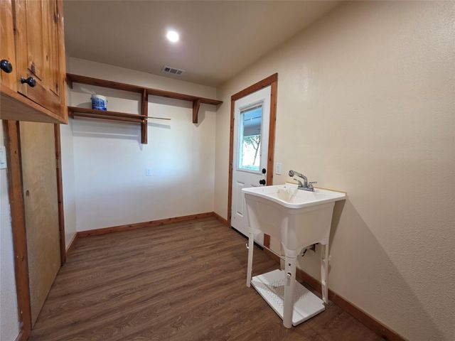 9506 Schmidt LN, Manor, TX 78653