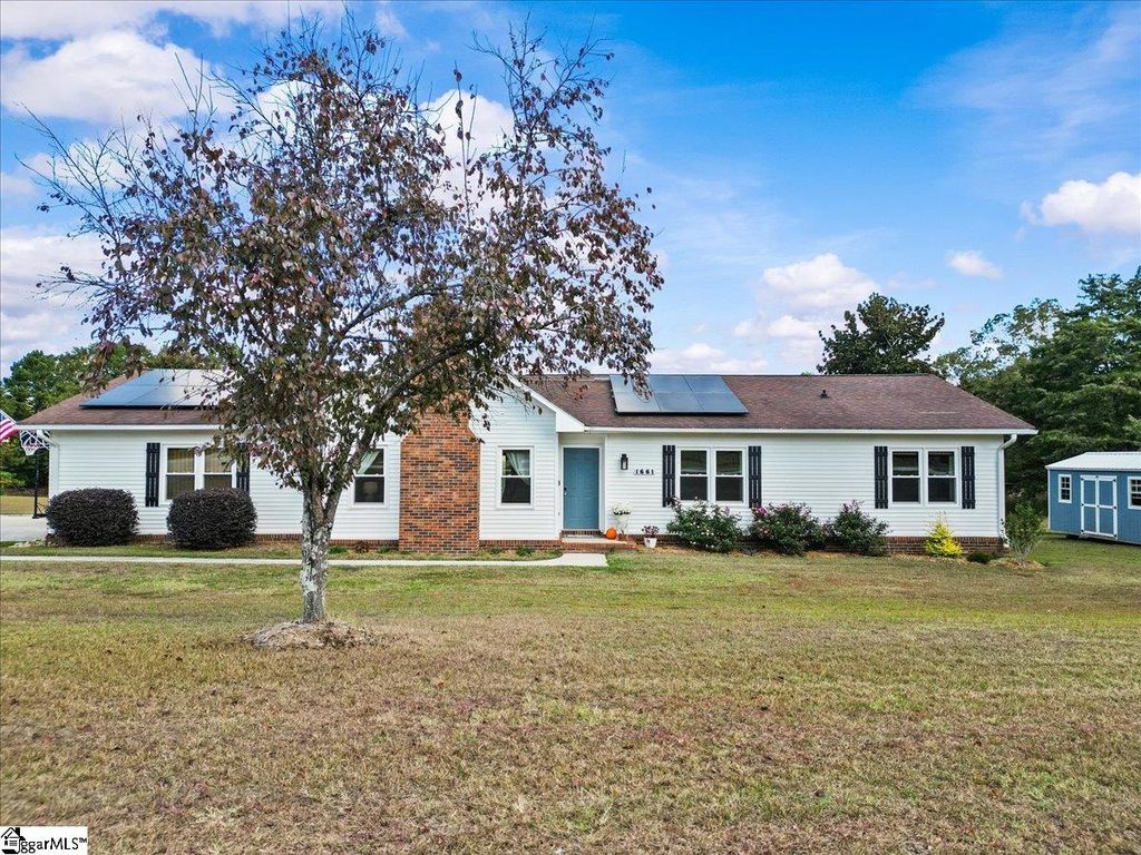 1661 Scuffletown Road, Fountain Inn, SC 29644