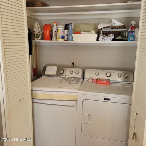 137 W Victoria Court E, Greenville, NC 27834