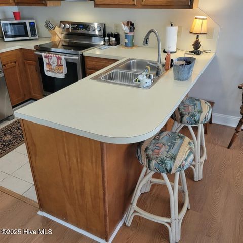 137 W Victoria Court E, Greenville, NC 27834