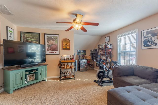 7720 St. Jordan Circle, Newburgh, IN 47630