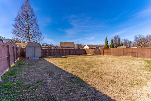 7720 St. Jordan Circle, Newburgh, IN 47630