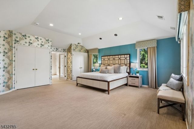 23 Hadrian Dr, Livingston Twp., NJ 07039