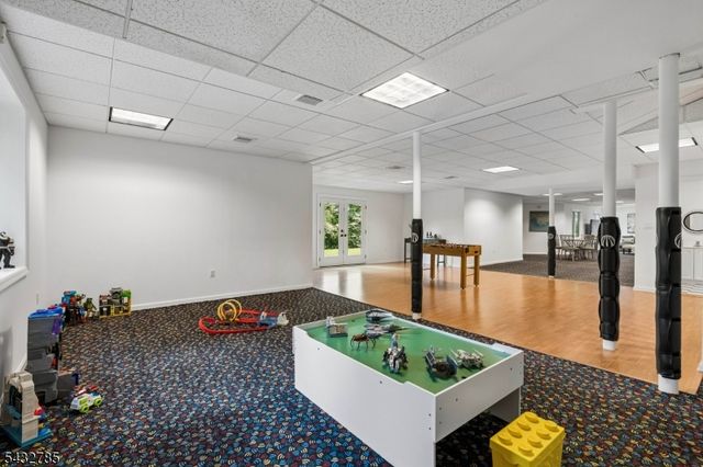 23 Hadrian Dr, Livingston Twp., NJ 07039