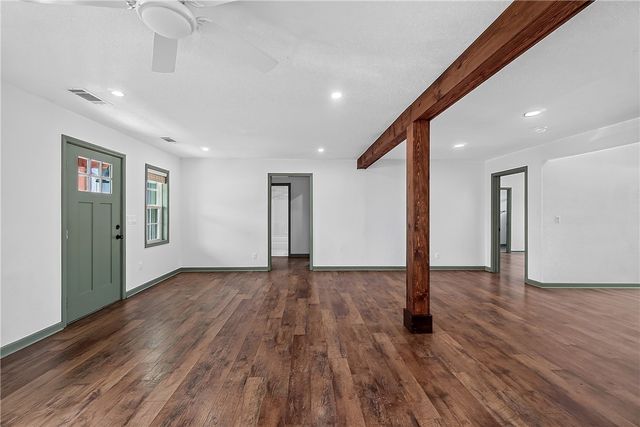 519 N 8th Street, Rogers, AR 72756