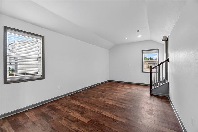 519 N 8th Street, Rogers, AR 72756