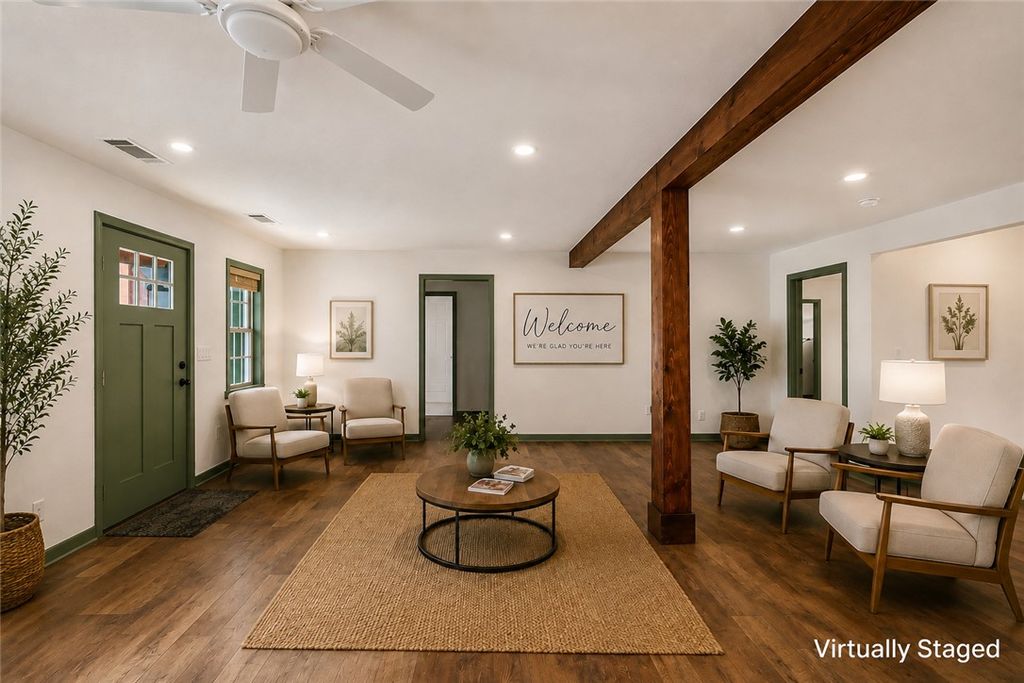 519 N 8th Street, Rogers, AR 72756