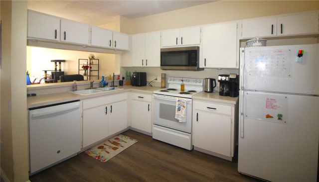 12369 BERKELEY SQUARE DRIVE, Tampa, FL 33626
