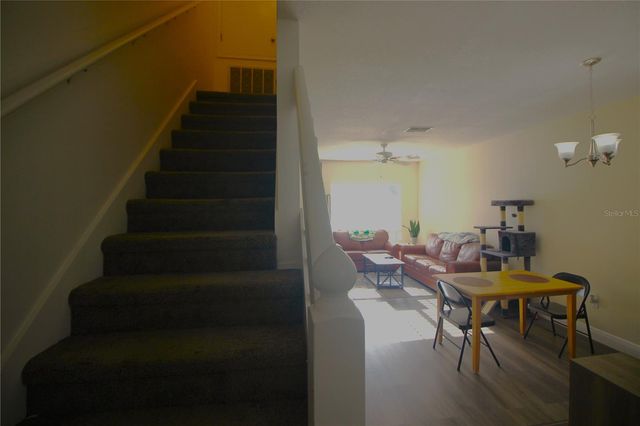 12369 BERKELEY SQUARE DRIVE, Tampa, FL 33626