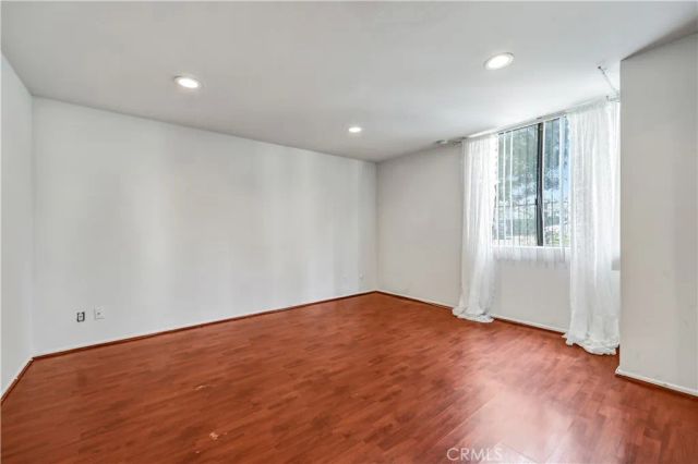 1900 Vine Street 212, Los Angeles, CA 90068