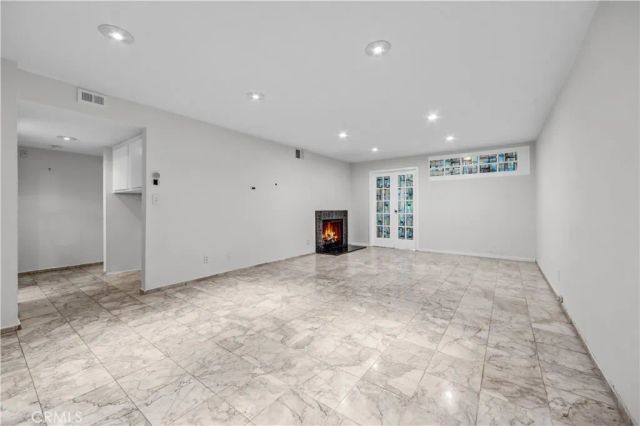 1900 Vine Street 212, Los Angeles, CA 90068
