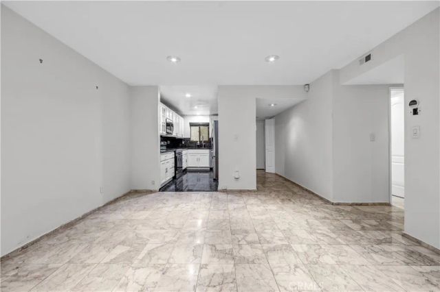 1900 Vine Street 212, Los Angeles, CA 90068