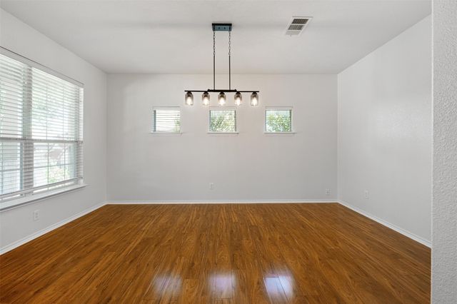 300 Blossom Valley STRM, Buda, TX 78610