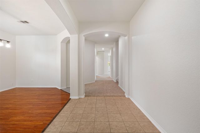 300 Blossom Valley STRM, Buda, TX 78610