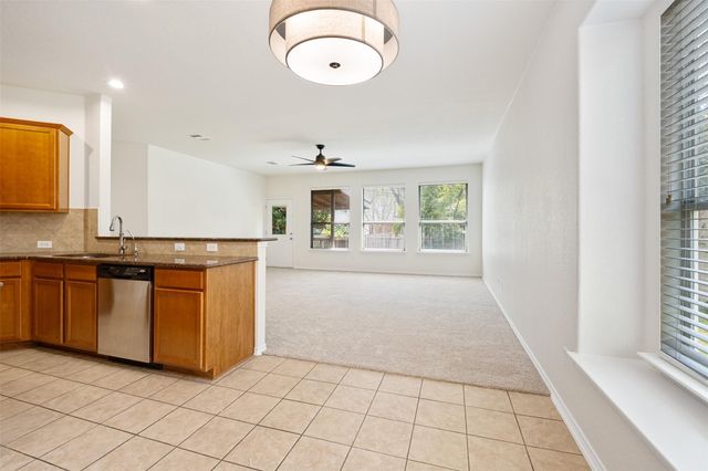 300 Blossom Valley STRM, Buda, TX 78610