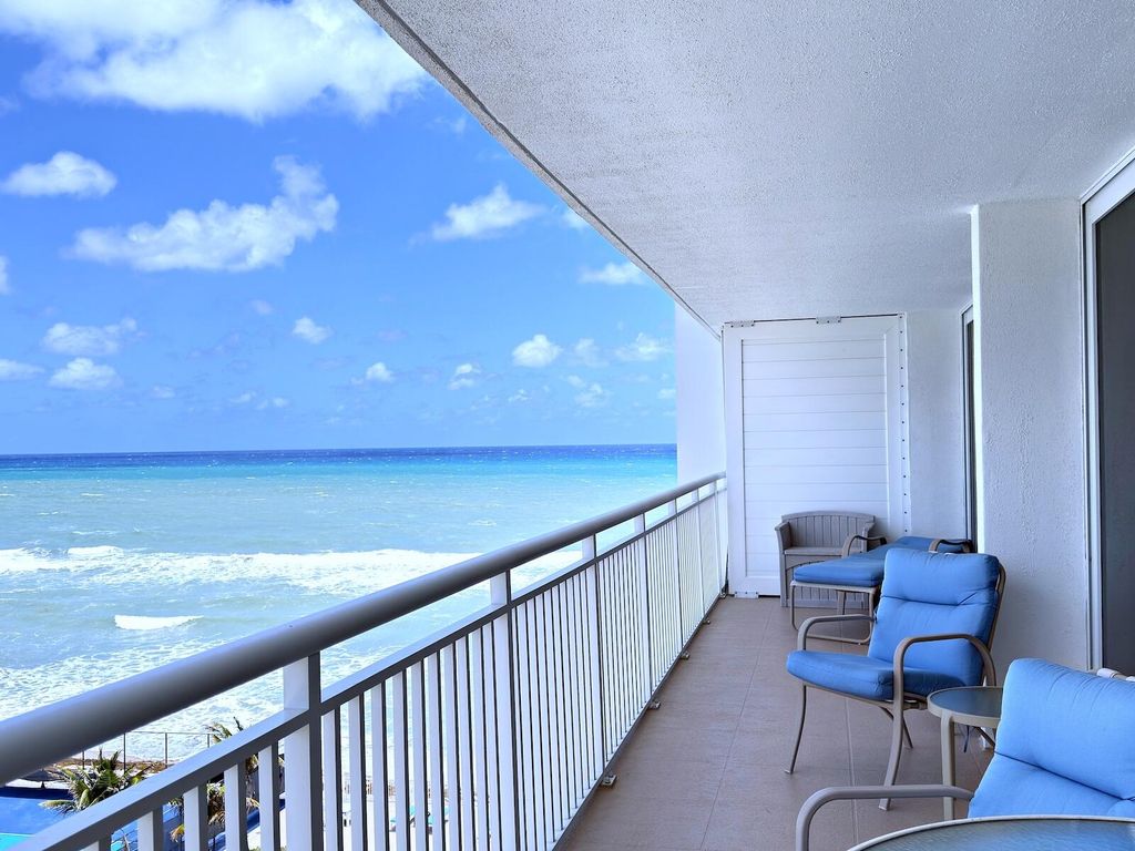 3546 S Ocean Boulevard 826, South Palm Beach, FL 33480