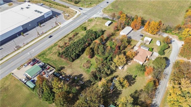 626 Oakwood Street, Lowell, AR 72745