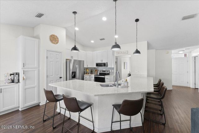 10377 SHELBY CREEK Road N, Jacksonville, FL 32221