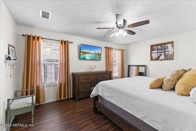 10377 SHELBY CREEK Road N, Jacksonville, FL 32221