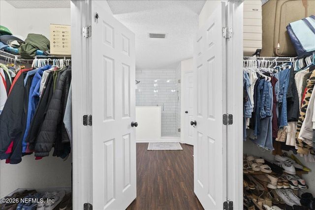 10377 SHELBY CREEK Road N, Jacksonville, FL 32221