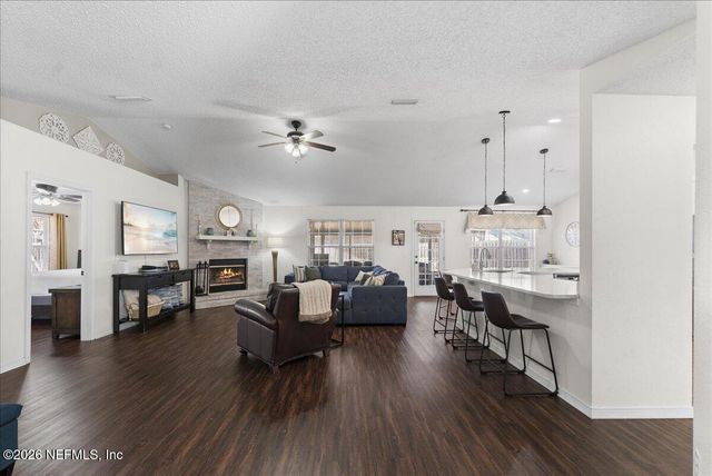 10377 SHELBY CREEK Road N, Jacksonville, FL 32221