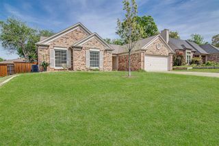 6713 Inwood Drive, North Richland Hills, TX 76182