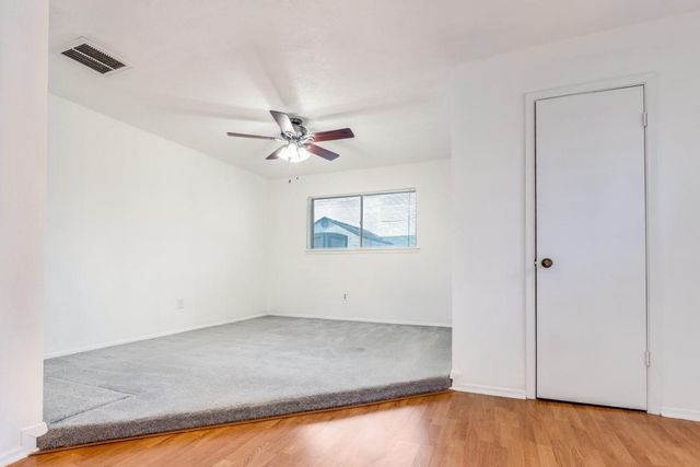 16210 Tibet Road, Friendswood, TX 77546