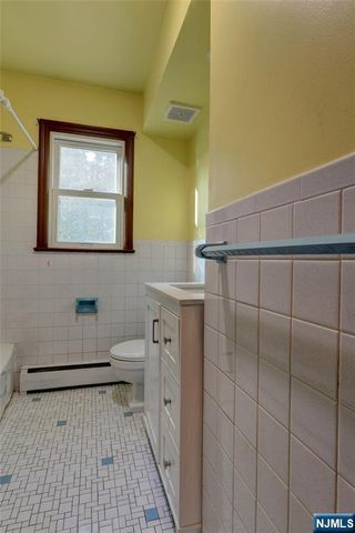 39 Sunset, Pequannock Township, NJ 07444