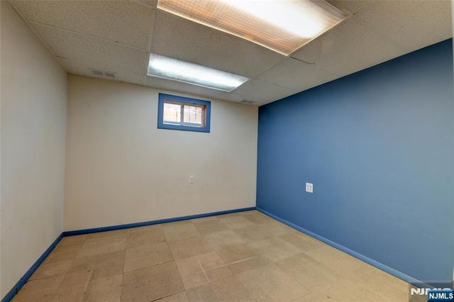 39 Sunset, Pequannock Township, NJ 07444