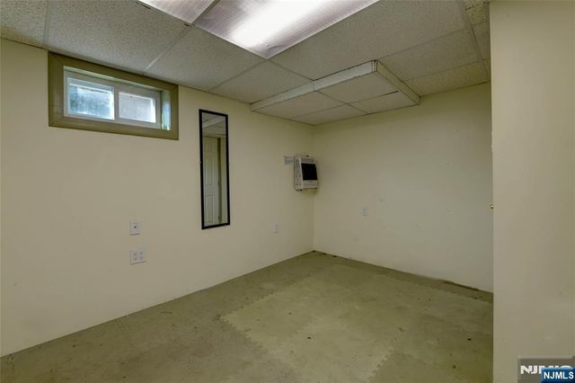 39 Sunset, Pequannock Township, NJ 07444
