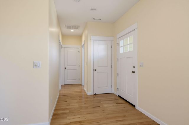 3832 Sherwood Park Drive, Medford, OR 97504
