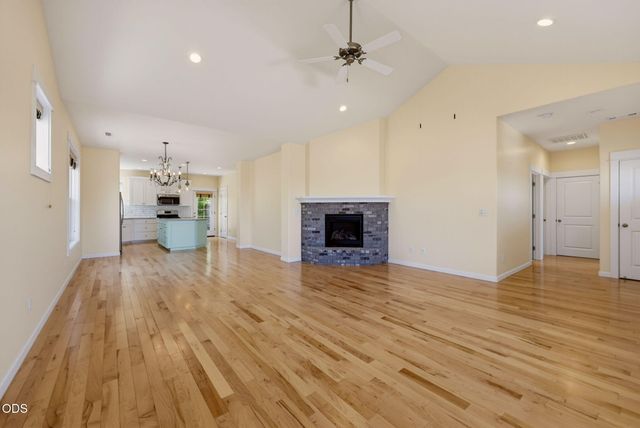 3832 Sherwood Park Drive, Medford, OR 97504