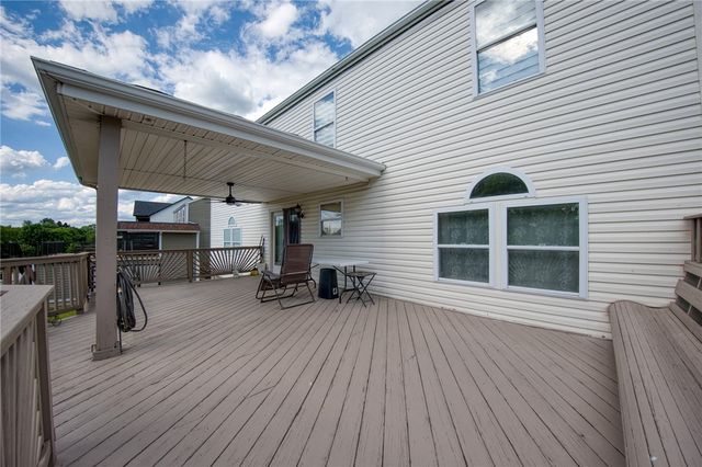 219 Waterford Dr, Mckees Rocks, PA 15136