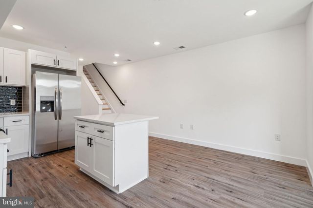 922 W SUSQUEHANNA AVE, Philadelphia, PA 19122