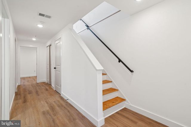 922 W SUSQUEHANNA AVE, Philadelphia, PA 19122
