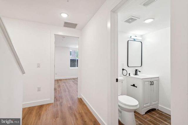922 W SUSQUEHANNA AVE, Philadelphia, PA 19122