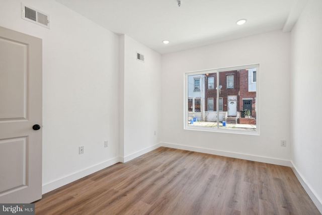 922 W SUSQUEHANNA AVE, Philadelphia, PA 19122